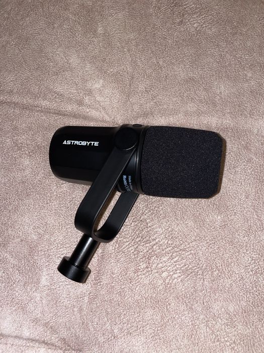 Микрофон студийный для подкастов новый astrobyte pulsar