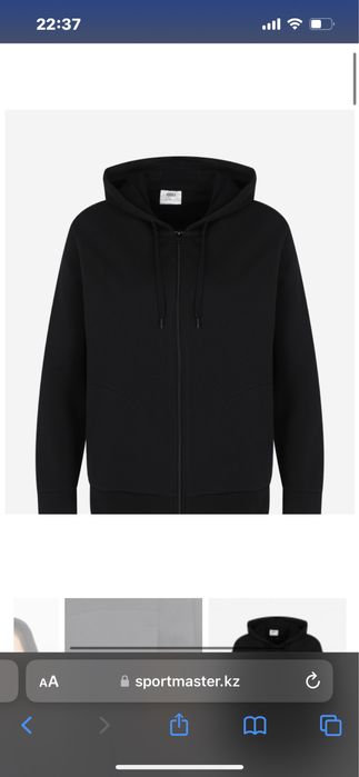 толстовка на замке черная