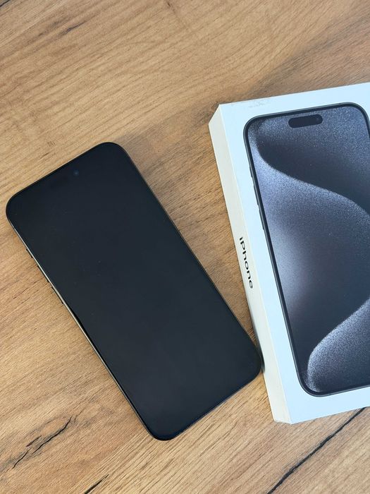 iPhone 15 Pro Max 256GB – stare impecabilă + accesorii