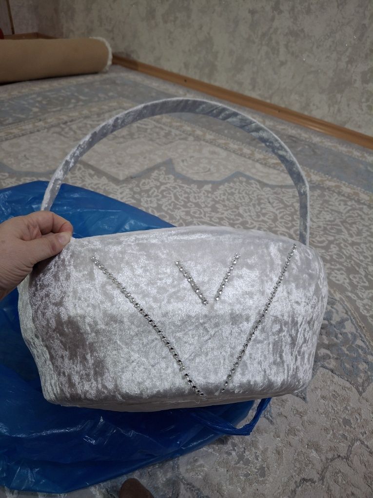 Продам корзину для тойбастар, для фруктов