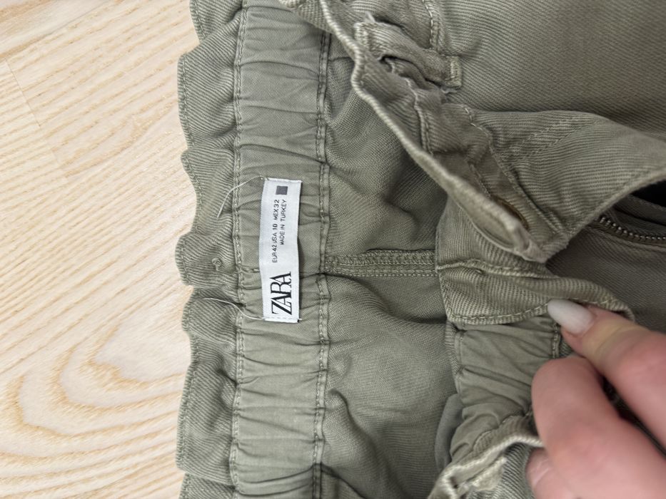 Blugi zara noi marime 42