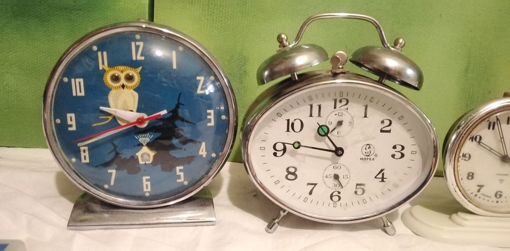 Ceasuri mecanice de masă