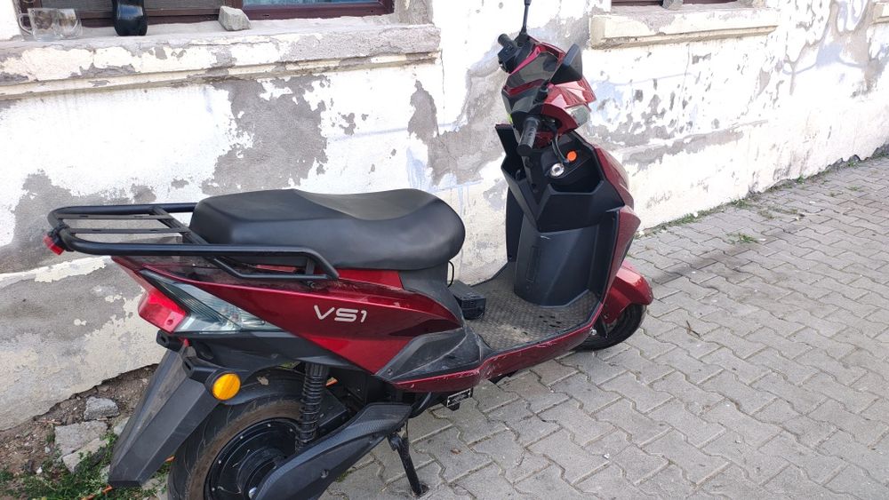 Am un scuter nouă am actele la ea mai multe detalii la tel