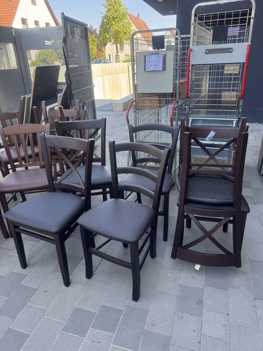 Scaune din lemn/ Scaune