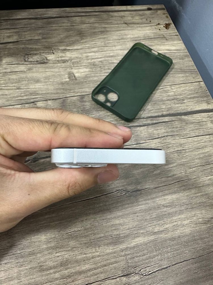 Iphone 13 mini ideal sastana 128 gb