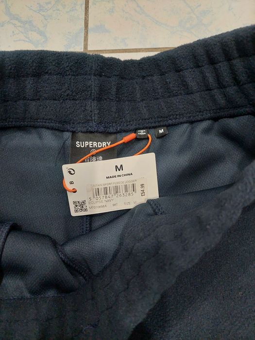 Pantaloni barbati M Superdry