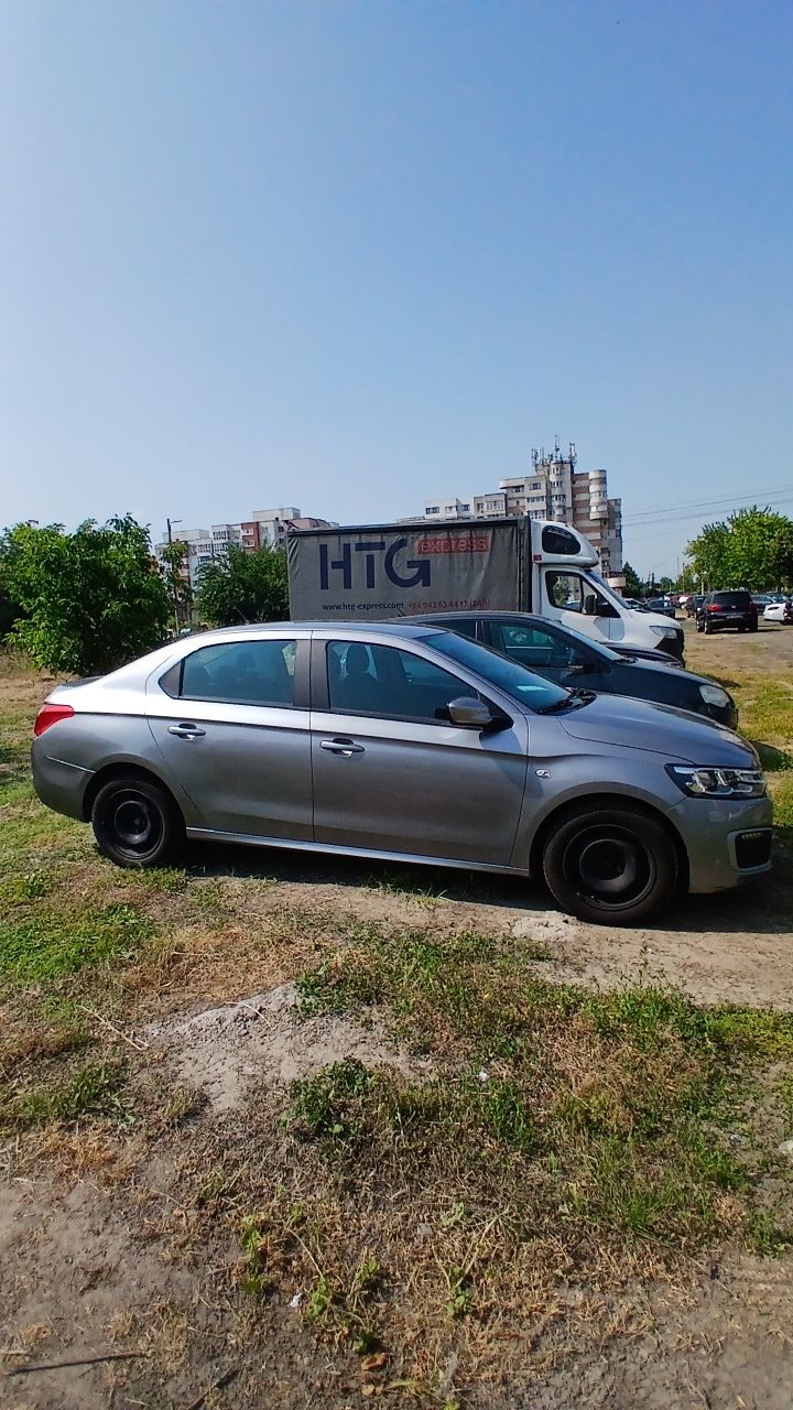 Proprietar vând Citroen c.elisse 2017 benzina,1.2