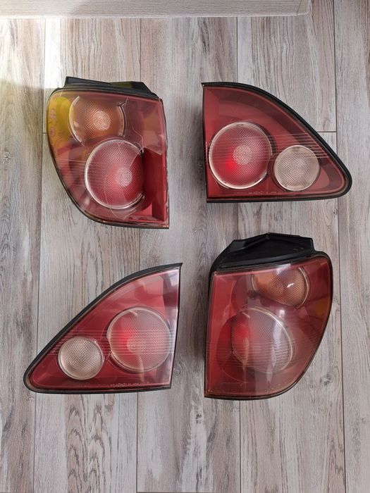 Продам задние фары на ЛЕКСУС RX-300