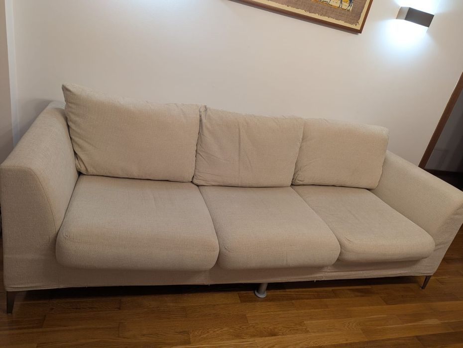 Canapea 3 locuri