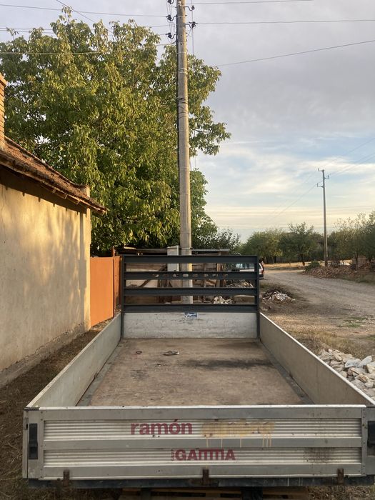 Каросерия с алуминиеви канати