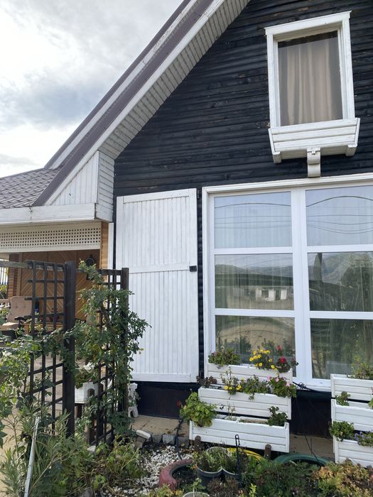 Vand casa la cheie dotata si mobilata in com Hinova