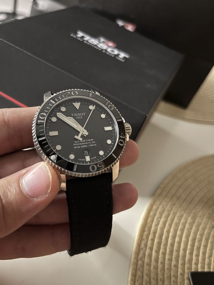 Продаю часы Tissot
