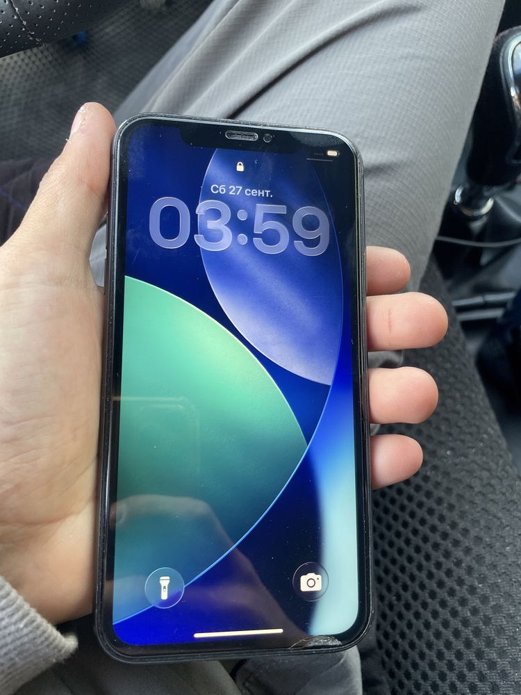 iPhone 11 в хорошем сост
