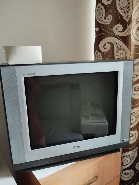 Продам телевизор