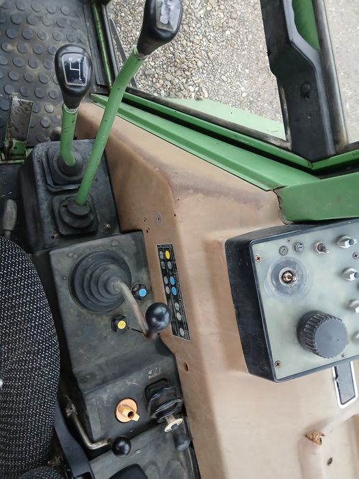 Tractor Fendt favorit 615 LSA