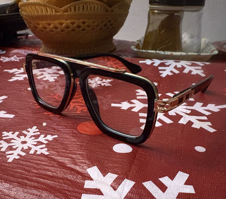 Ochelari transparenti