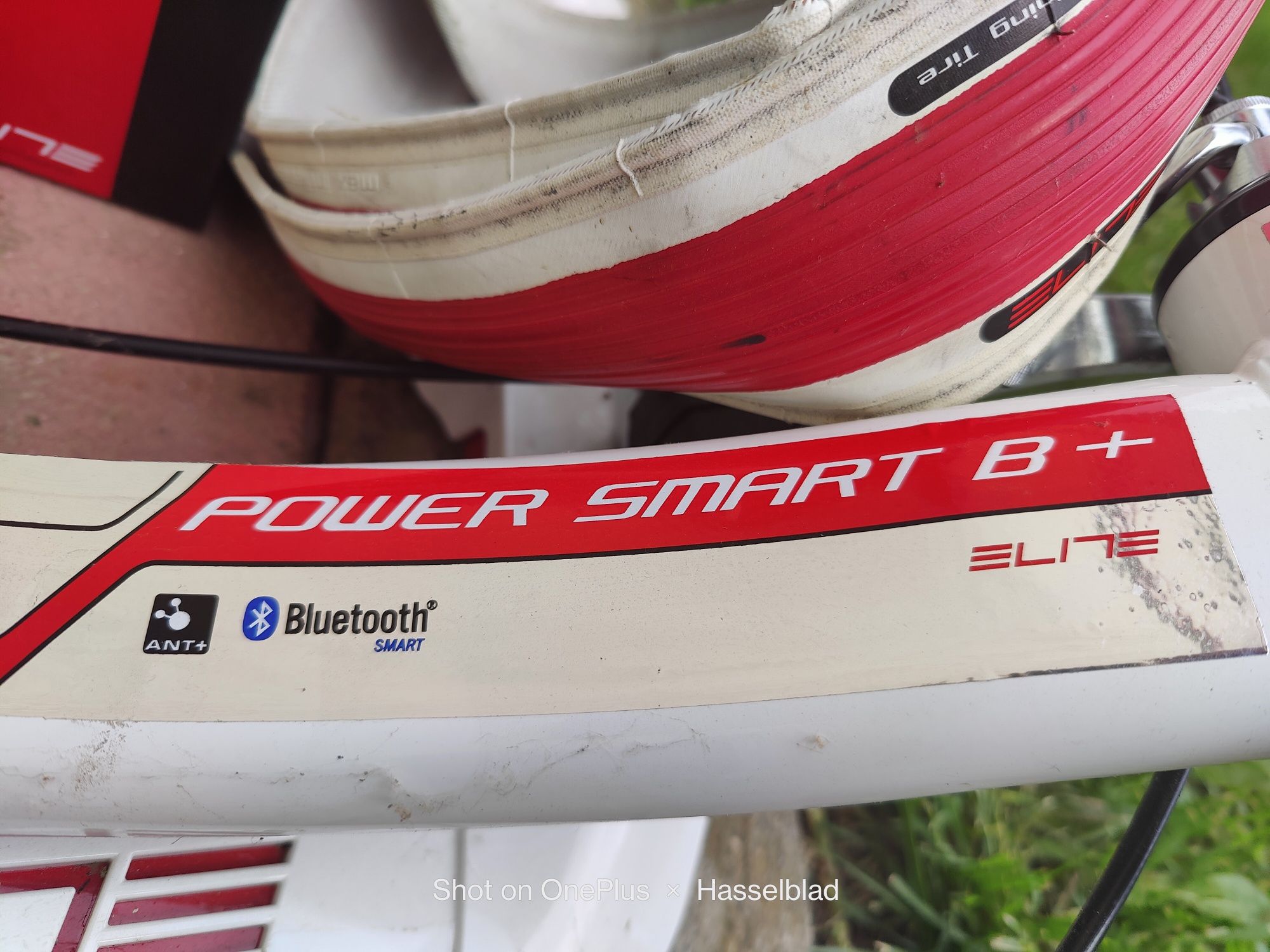 Trainer magnetic bicicleta/ cursiera  Elite Smart Bluetooth