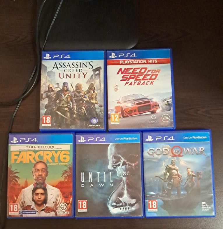 Продавам игри за PC4