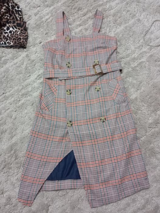 Arginal turetiski kiyimlar va buruklar