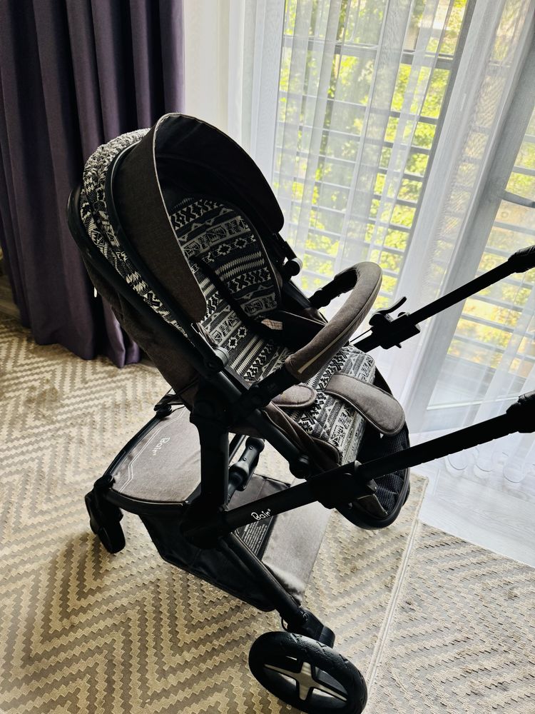 Продам коляску Bair