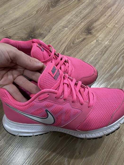 Дамски маратонки nike
