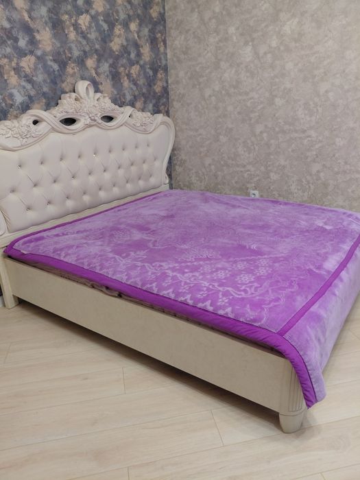 Мебкль б/у, 2х спальный кровать, состояние отличное, матпац Икея