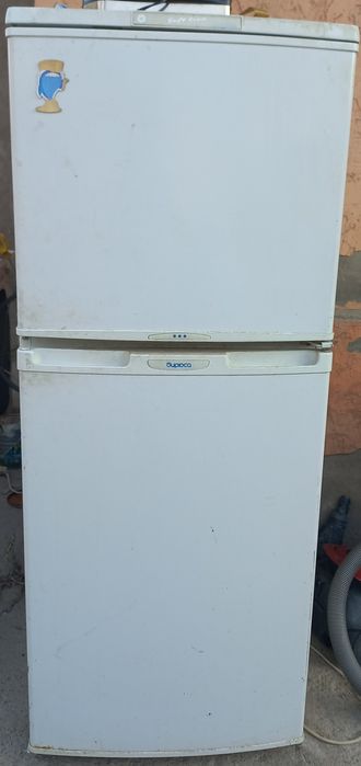 Холодильник, полуавтоматы стиральные машины, пылесос.