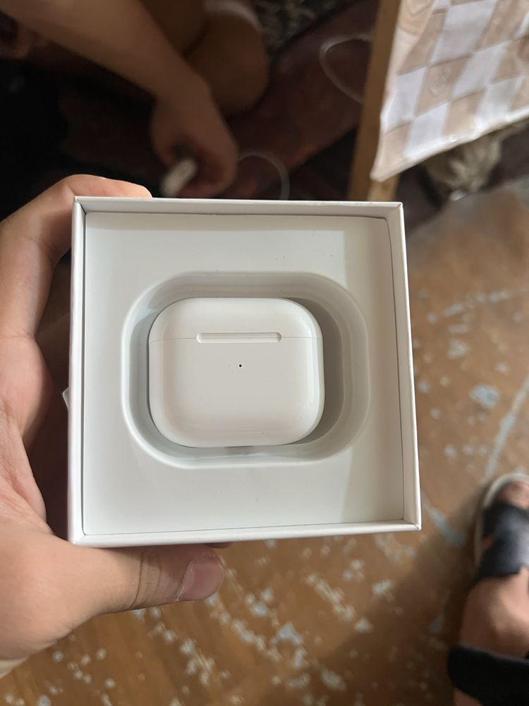 Airpods pro.