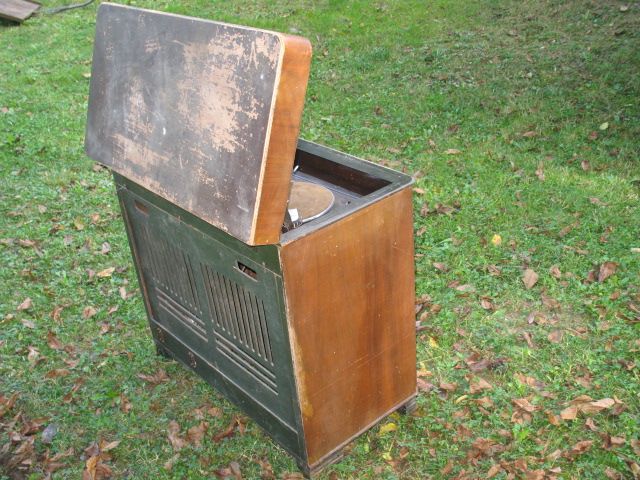 ALBA 475B, 1948 г. - ретро радиошкаф + грамофон с чейнджър.