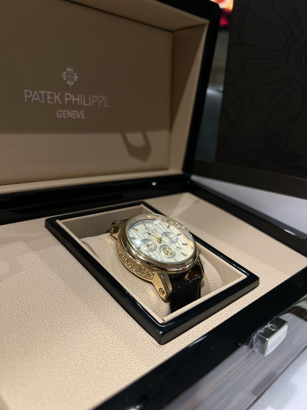 Часы наручные Patek philippe