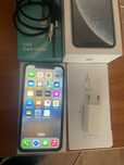 iPhone XR 64 gb бял