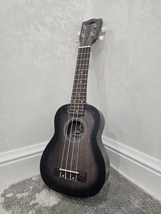 Продам укулеле Kaimana