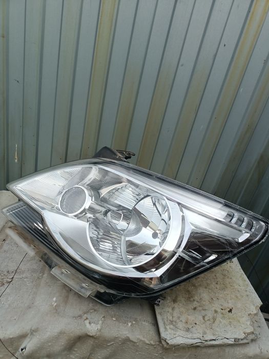 Шевроле Кобальт левая фара