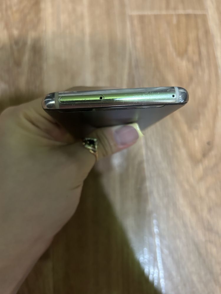 Продается Samsung s8