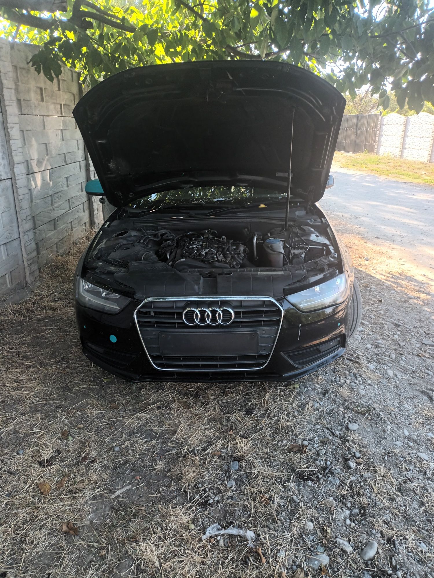 Dezmembrez Audi A4 facelift b8.5 2.0 tfi CJC automat NYM