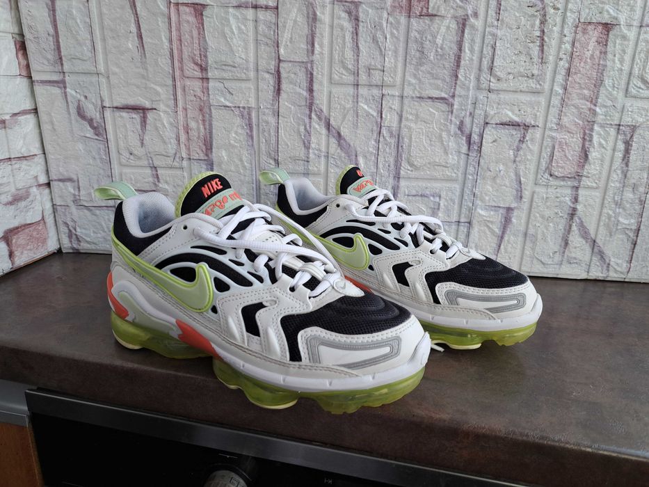 дамски маратонки.обувки,кецове,Nike air vapormax,ном38,,найк