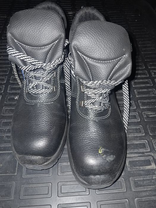 Рабочие ботинки рабочие
