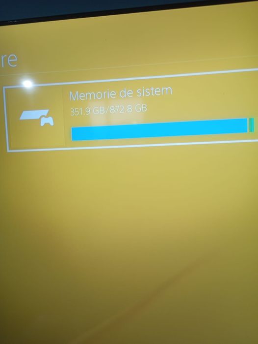 Vând PS4  slim 1 TB