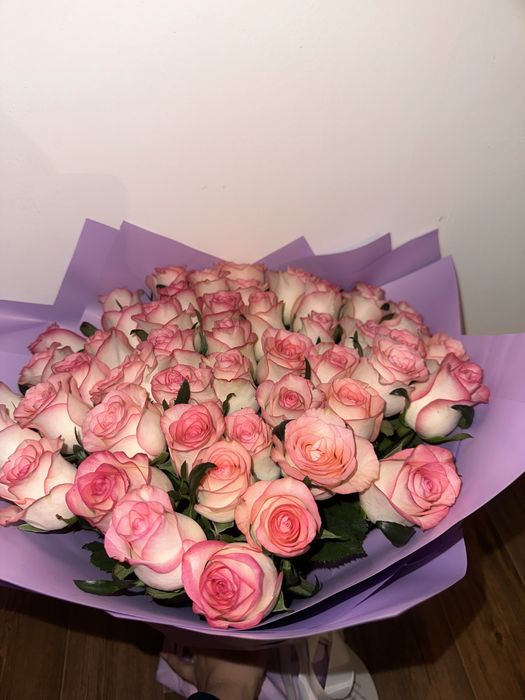 Продаются 51 роза, свежие и очень красивые.