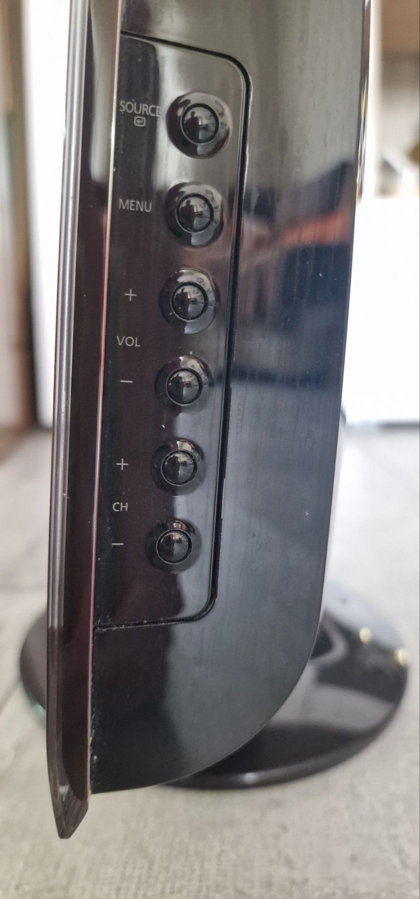 Монитор Samsung T200 HD
