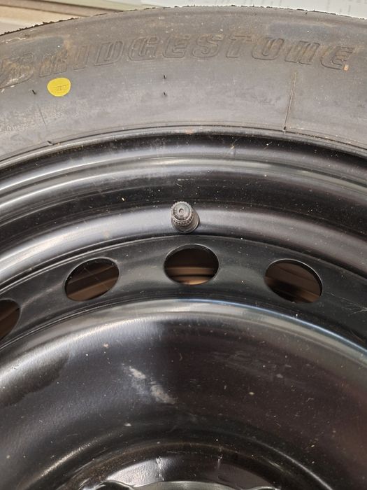 Roata rezerva 215/65/R16 98 M / cric Nissan X-trail T31, T32, J11