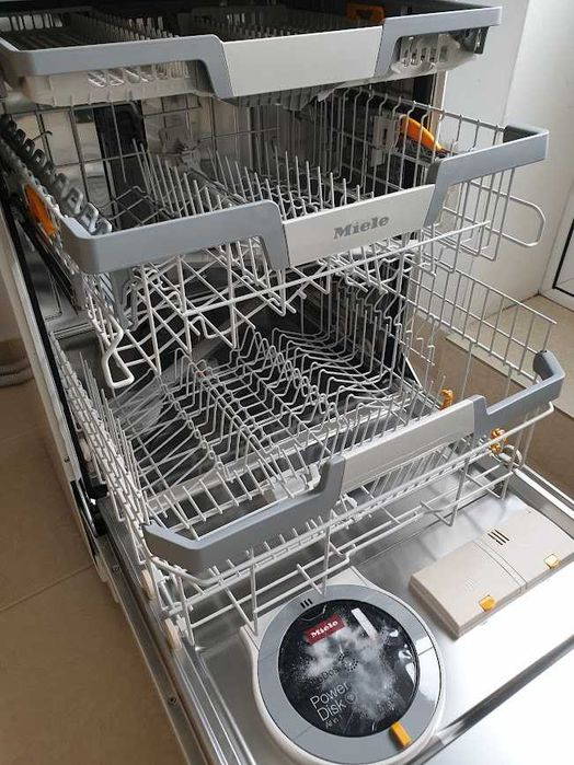Miele Съдомиялна - AutoDos - Wi-Fi - Auto Open - Свободностояща