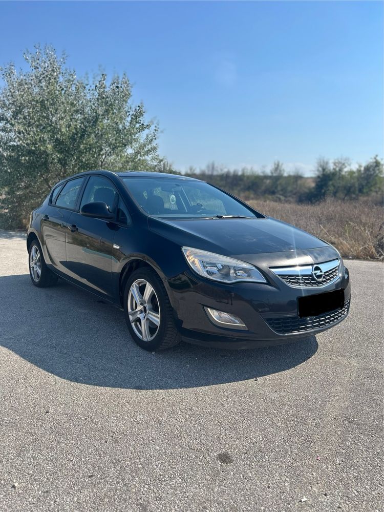 Opel astra J 2010 1.7CDTI