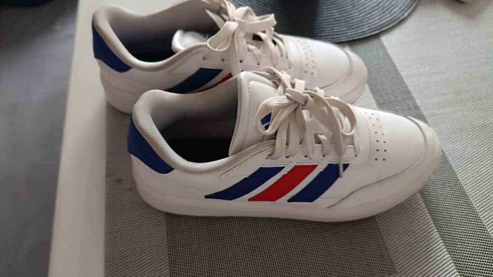 Маратонки Adidas