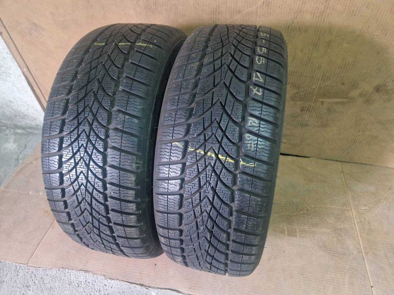 2 Dunlop R17 225/55
зимни гуми Runflat 
DOT4820