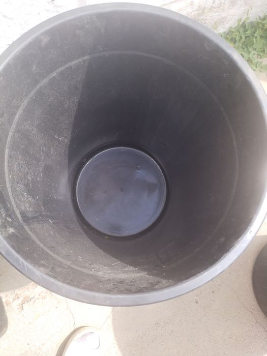 Продам пластмассовые баки