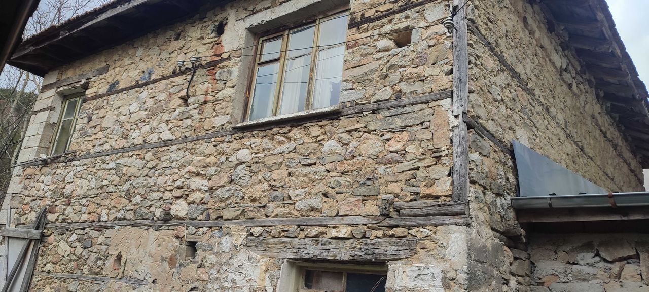 Продава се Къща в с. Левочево, Област Смолян - 72 кв.м за 114 €/кв.м - Снимка #3