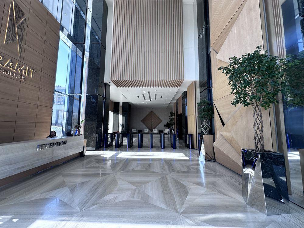 Продается ЖК Piramit Tower ул Бабура Яккасарай  Собственика 2/3 /4 ком