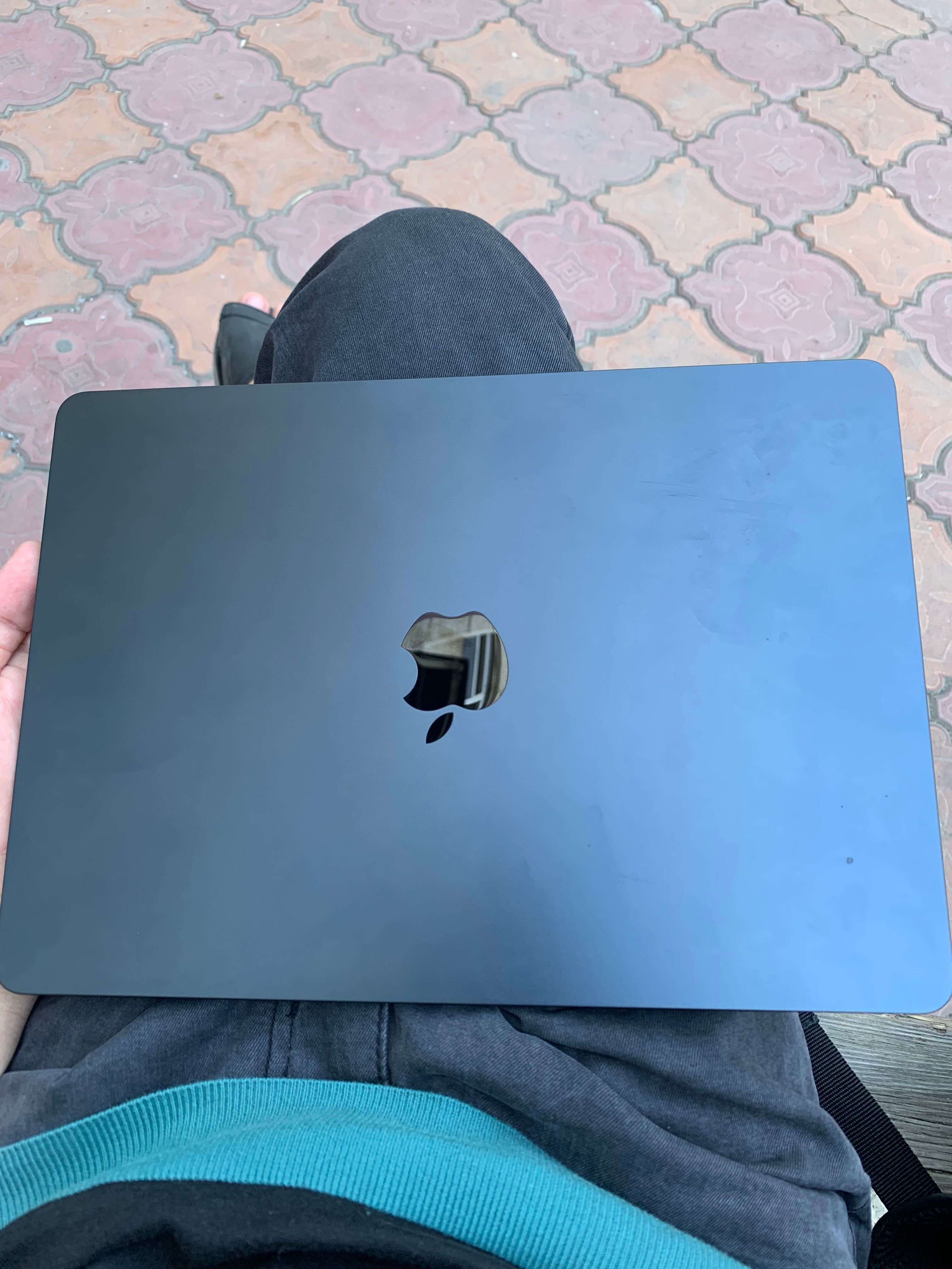 Macbook Air M2 2022