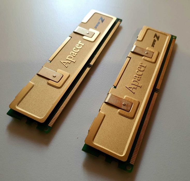 Set 2 Plăcuțe Memorie DDR2 Apacer 1GB PC2-6400 CL5 2GB